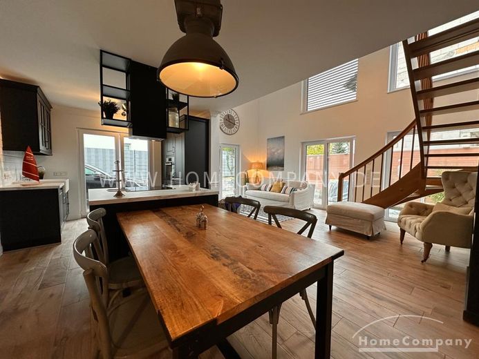 NEUBAU
 Helle und luftdurchflutete  Maisonette Wohnung mit Terrasse – a35b653f06416dc7da879bc506a183b004895fe8.jpg