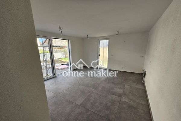 Przestronne mieszkanie tarasowe z 1,5 pokojem w Gäufelden