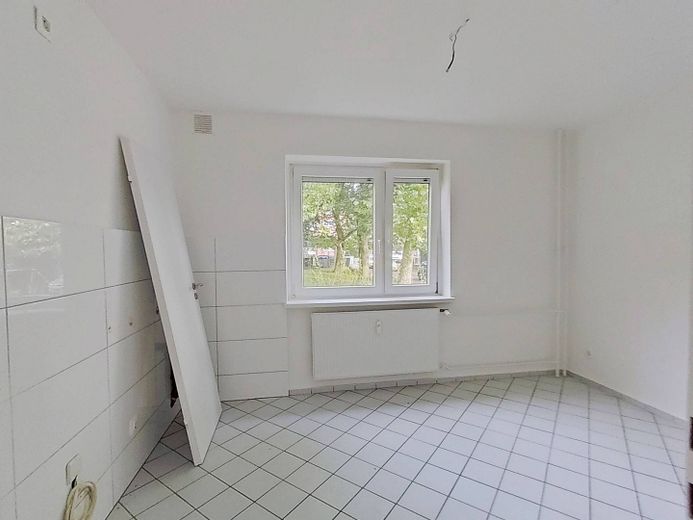 Großzügig gestaltete 4-Zi.-Whg. mit BALKON und viel Komfort – Foto 7