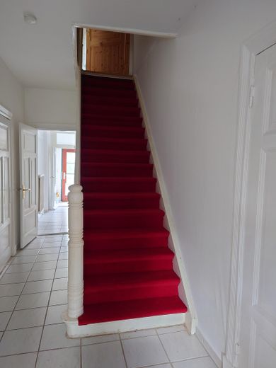 Flur mit Treppe