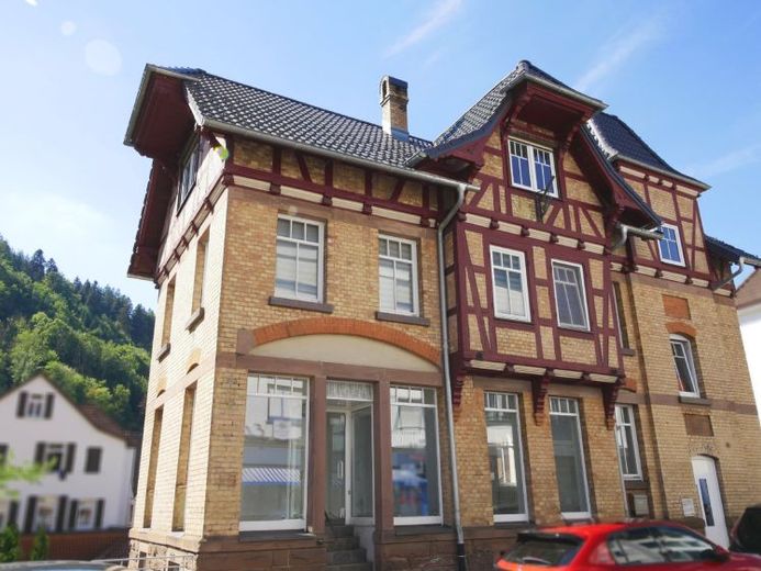 Attraktives Wohn- u. Geschäftshaus in Schramberg-City zu verkaufen! – फोटो 1