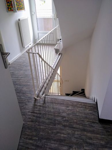 Sin comisión: casa con garaje en venta – OG 