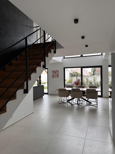 Modernes Traumhaus mit Pool - großzügiges Wohnen in Steinfeld – Flur & Essbereich
