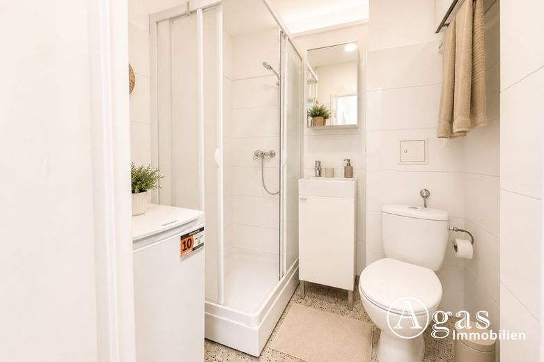 Kompakt, gepflegt, bezugsfrei! 1-Zimmer-Wohnung in Berlin-Wilmersdorf – Bad
