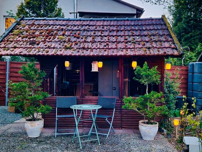 Elegante casa bifamiliare ristrutturata con terreno edificabile urbanizzato a Diemelsee-Adorf – Gartenhütte