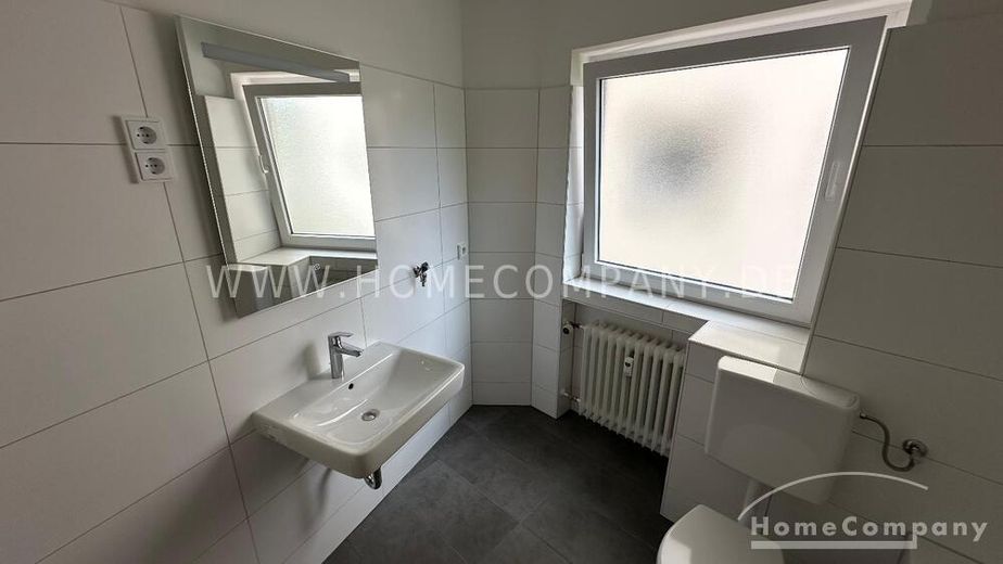 Oberhöchstadt
8072644 – Frisch renovierte 2-Zimmerwohnung mit Balkon im grünen Kronberg- Oberhöchstadt – 7fa1f80e0102635cc914eb24587b20dc76501fd7.jpg
