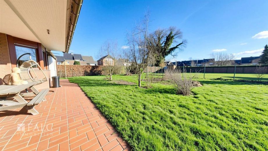 Ruhe und Privatsphäre: Einfamilienhaus in ruhiger Seitenstraße! – Garten