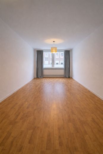 ***Amplio apartamento en propiedad de 2 habitaciones en el centro de Lübeck*** – Foto 4