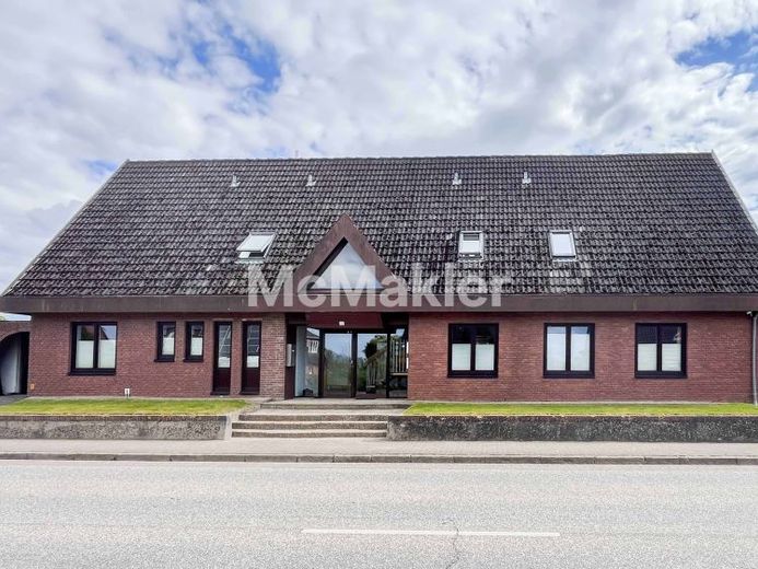 Ostsee-Flair trifft Rendite: Mehrfamilienhaus mit 5 Wohneinheiten in Barsbek – Foto 1