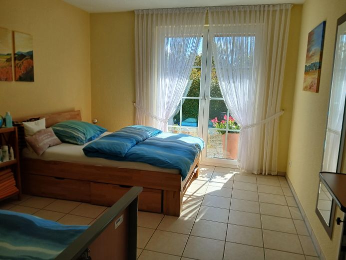 Gepflegter Bungalow mit Blick ins Grüne – Foto 9