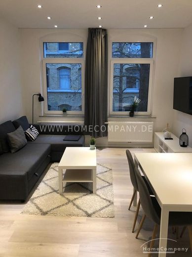 Appartamento moderno e bello di 2 locali, arredato, con balcone nel Westliches Ringgebiet. – 5dcbd9ec193a7d5f2d3fd22b55ef79b2d19b8154.jpg