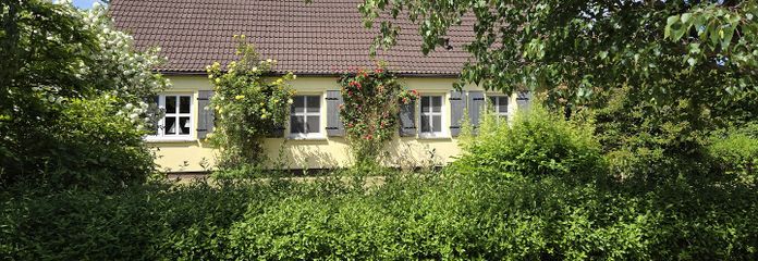 Hauthaus Straßenansicht