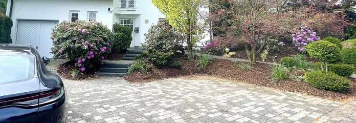 Vorderansicht des Hauses