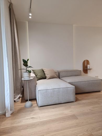 3-Zimmer-Wohnung | Vollmöbliert & inkl. Parkplatz | Friedrichshain – Foto 7