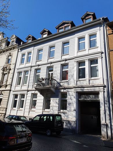 Straßenansicht
