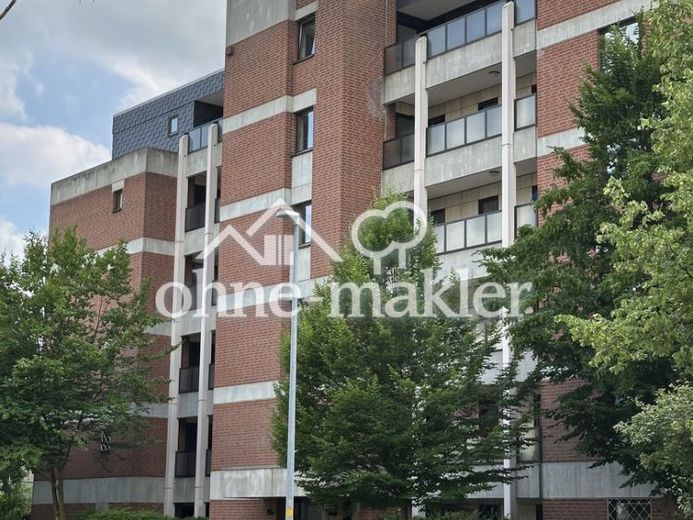 Maschsee yakınında, Südstadt semtinde aydınlık 2 odalı daire - kapalı garaj, asansör, balkon, ankastre mutfak – Fotoğraf 1