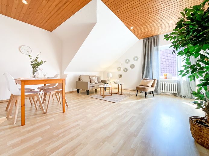Zimmer in WG (keine Familie) zu vermieten / Kiel – WJ-00168_bild_001.jpg