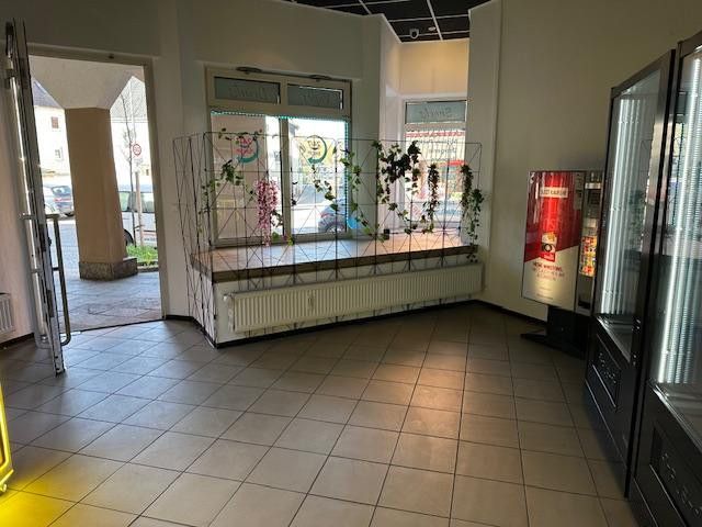 Lukratives  24/ / Shop – Foto 3