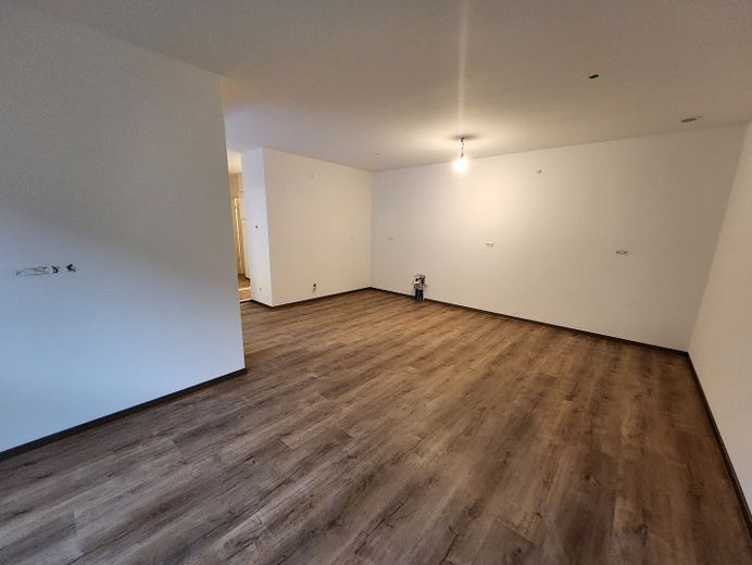 3 Zimmer Wohnung am Bach – Wohn-Essbereich