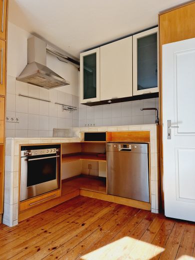 Fundstück: Schönes, sehr individuelles Reihenmittelhaus für Pärchen – Küche EG