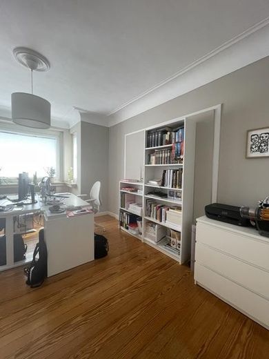 Sehr schöne 3-Zimmerwohnung mit Balkon in Eller! Bad mit Tageslichtfenster – Arbeitszimmer