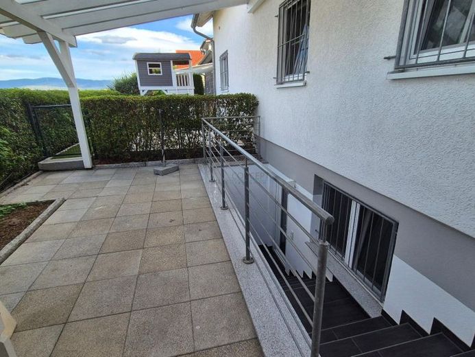 Appartamento indipendente di 1 locale con ingresso separato e cucina componibile a Bad Krozingen-Hausen – Foto 1