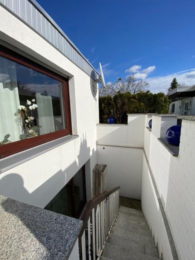 Przestronny bungalow z nasłonecznionym ogrodem na Roten Hügel. Bez prowizji. – Photo 15