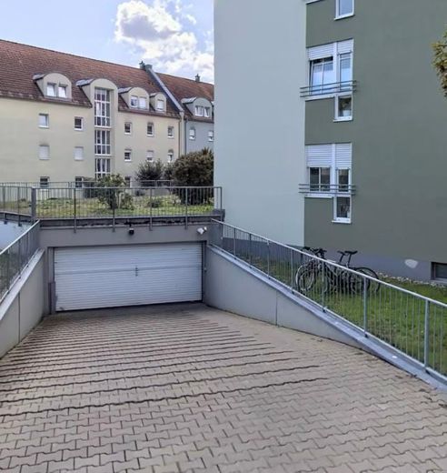 Einfahrt zur Tiefgarage