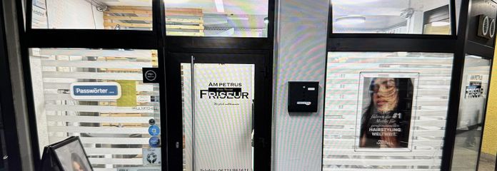 Provisionsfreies Top Gewerbeobjekt ( Friseur ca. 40 qm2 )in Dossenheim + 3 Tiegaragenstellplätze
