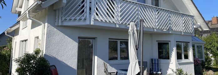 Geniş manzaralı yenilikçi mimar evi; cömert yaşam alanı; modern enerji tedariki – Giebel-Südansicht 