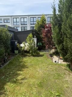 Sonne bis zum Abend! 5 Zimmer -Traum mit Dachterrasse & Garten am Buga-Park – Blick in den Garten