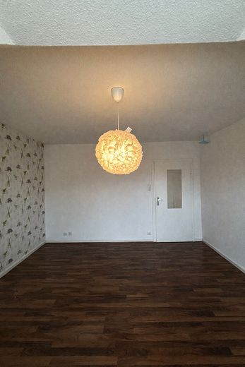Wohnen am Park! Ruhige und helle 3 Zimmer-Wohnung im 3. OG. – Schlafzimmer II