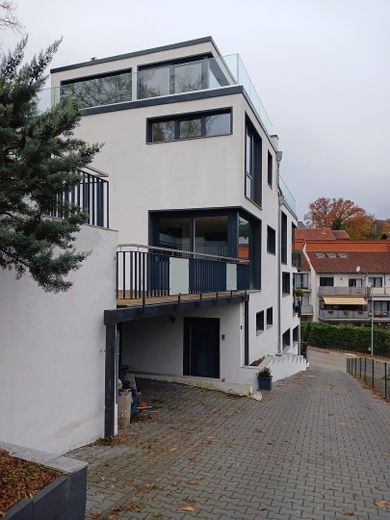 Luxuriöse Neubau-Immobilie in Naturnähe: Modern, lichtdurchflutet und vielseitig – Eingangsbereich