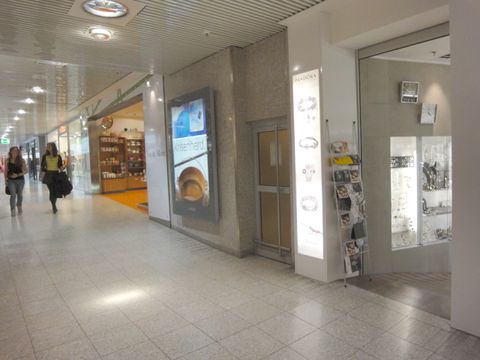 Zugang zum Einkaufszentrum