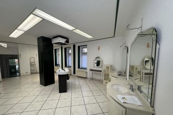 Sie brauchen neue Laden-oder Büroräume ca. 70 m² in der Geraer Innenstadt?