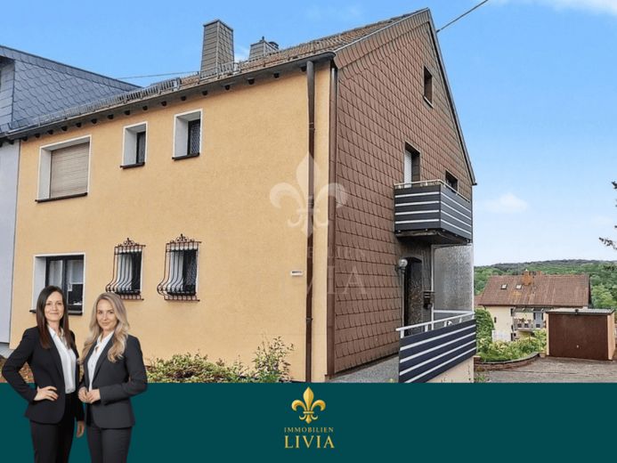 Gepflegtes Zweifamilienhaus mit viel Potenzial in attraktiver Wohnlage – फोटो 1