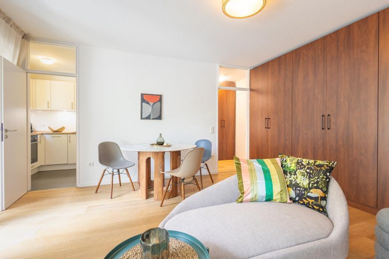 Neu möblierte, ruhige Terrassenwohnung inkl. Schwimmbad im Haus – Foto 12