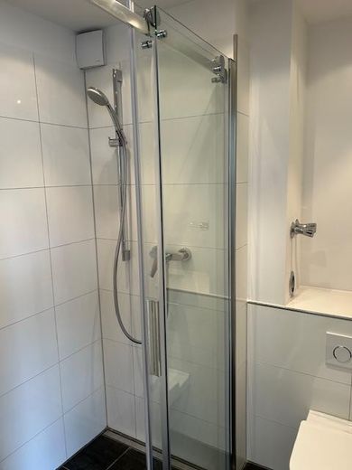 Apartment im Herzen von Düsseldorf – Badezimmer