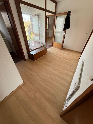 Zweifamilienhaus mit 2 sep. Wohneinheiten | Mögl. Anlageobjekt – Eingang Wohnung OG