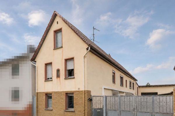 Einfamilienhaus mit Scheune und Hof - typisch Finthen, voller Möglichkeiten