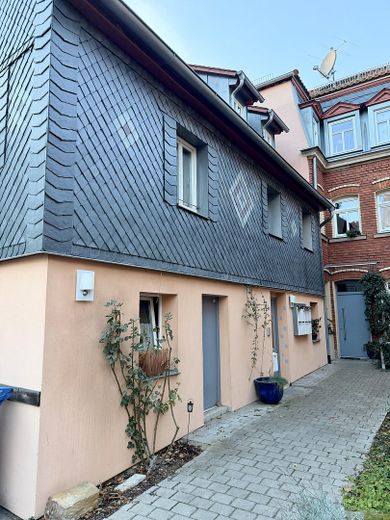 Exclusive 2-room apartment, first occupancy after renovation with kitchen and appliances – Foto 3