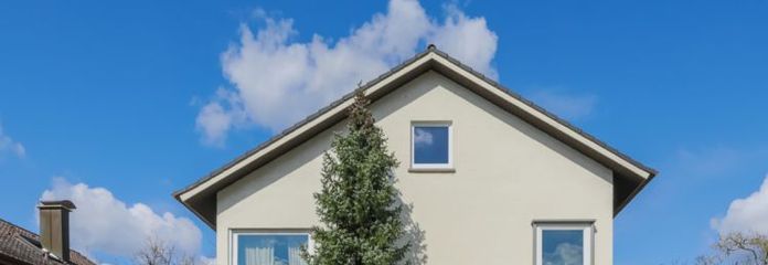 Solides und gut vermietetes 3-Fam.-Haus mit zusätzlichem EFH und Getränkelager in Halbhöhenlage!