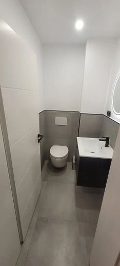 Schönes möbliertes Zimmer in gepflegter WG - München | Kreillerstraße 48 – Badezimmer