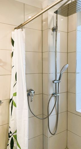 Möblierte 2-Zimmer-Wohnung | Erstbezug nach Kernsanierung | Osnabrück-Kalkhügel – Badezimmer