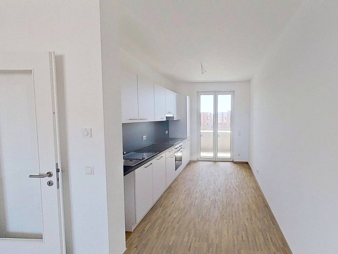 Vivienda moderna en Kronsrode: piso de 4 habitaciones con COCINA EQUIPADA, BALCÓN y LOGIA – Ansicht II: Wohn- und Esszimm…