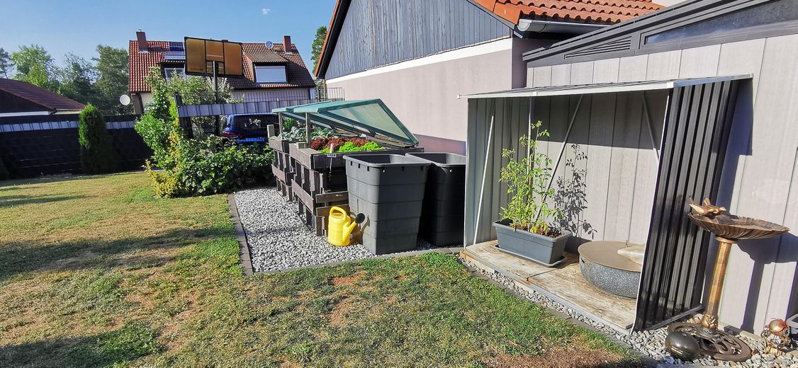 DHH - Haus mit Pool, Speicher-PV und Ausbaureserve – Photo 29