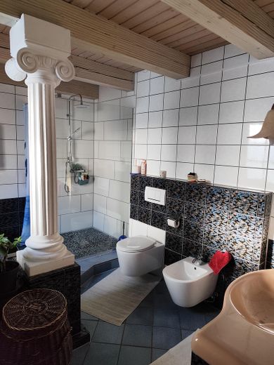 Badezimmer 1. OG