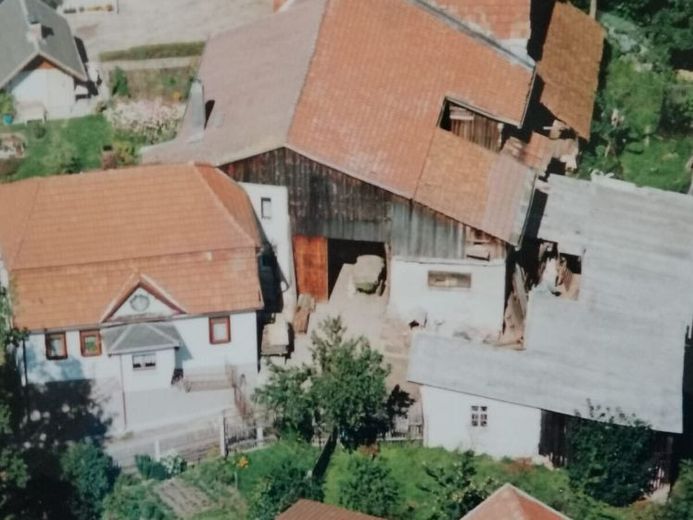 Schleusingen-OT, EFH + Scheune – Foto 2