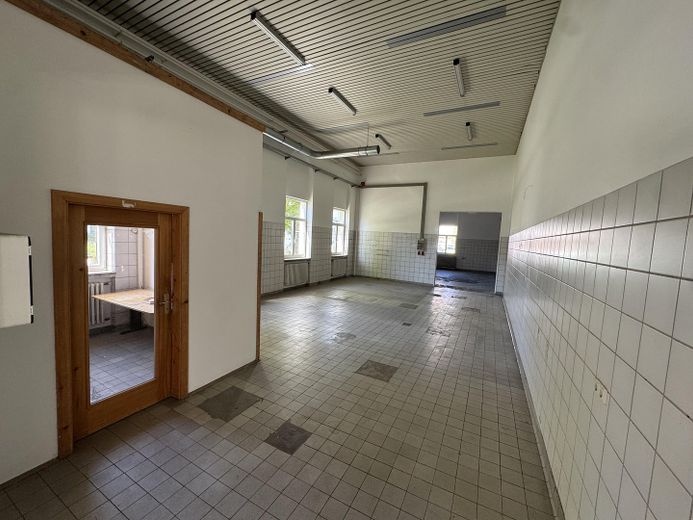 Robuste Industriehalle für Lager, Produktion, Gewerbe – Produktion 5