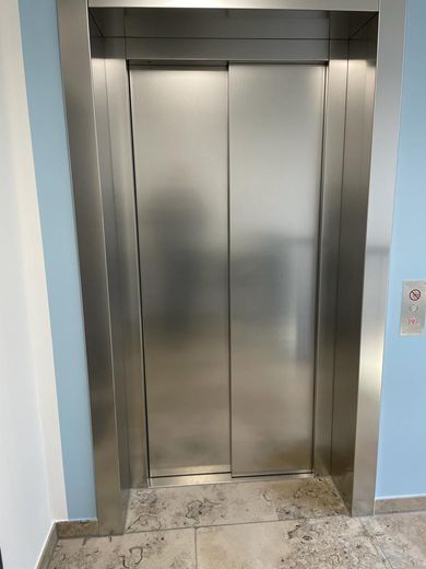 neuwertiges Luxus-Penthouse mit exklusiver Ausstattung  und traumhaften Weserblick in erster Reihe – Fahrstuhl 